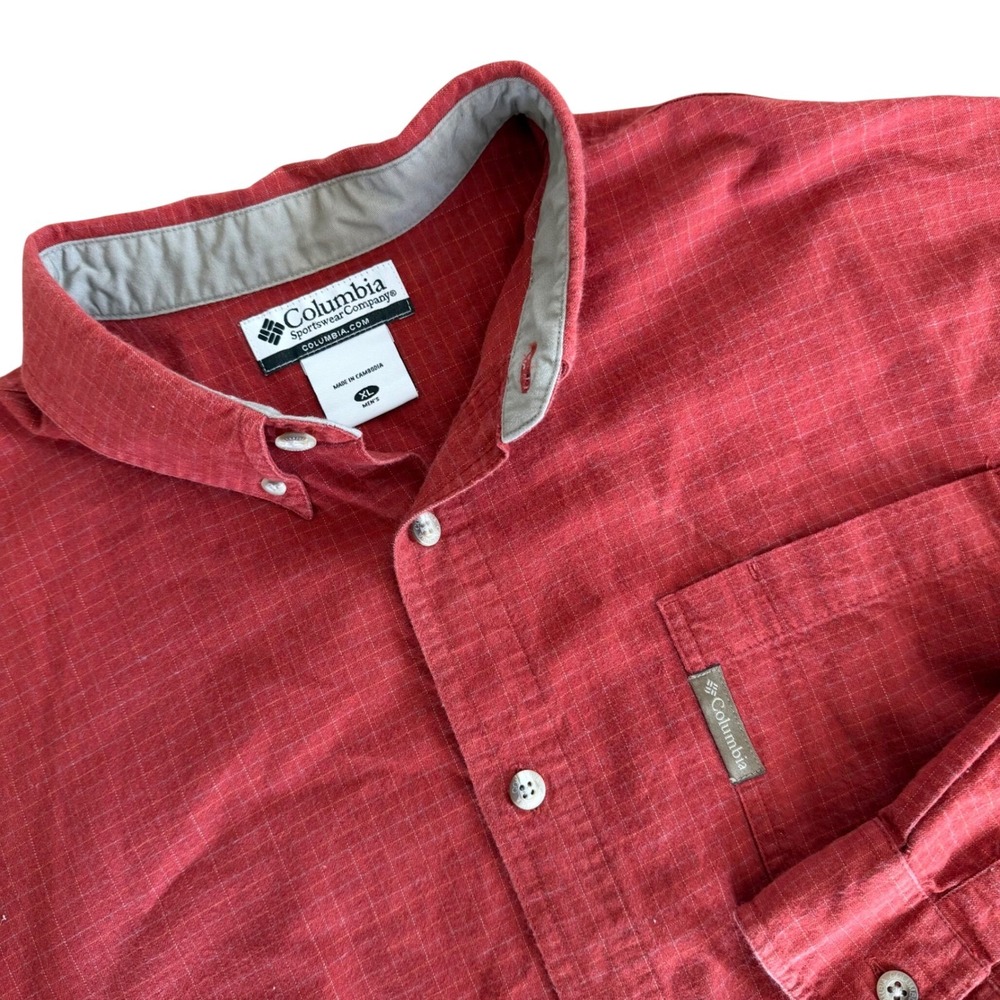 Columbia Sportswear Men's XL Red Plaid Flannel Long Sleeve Button-Down Shirt